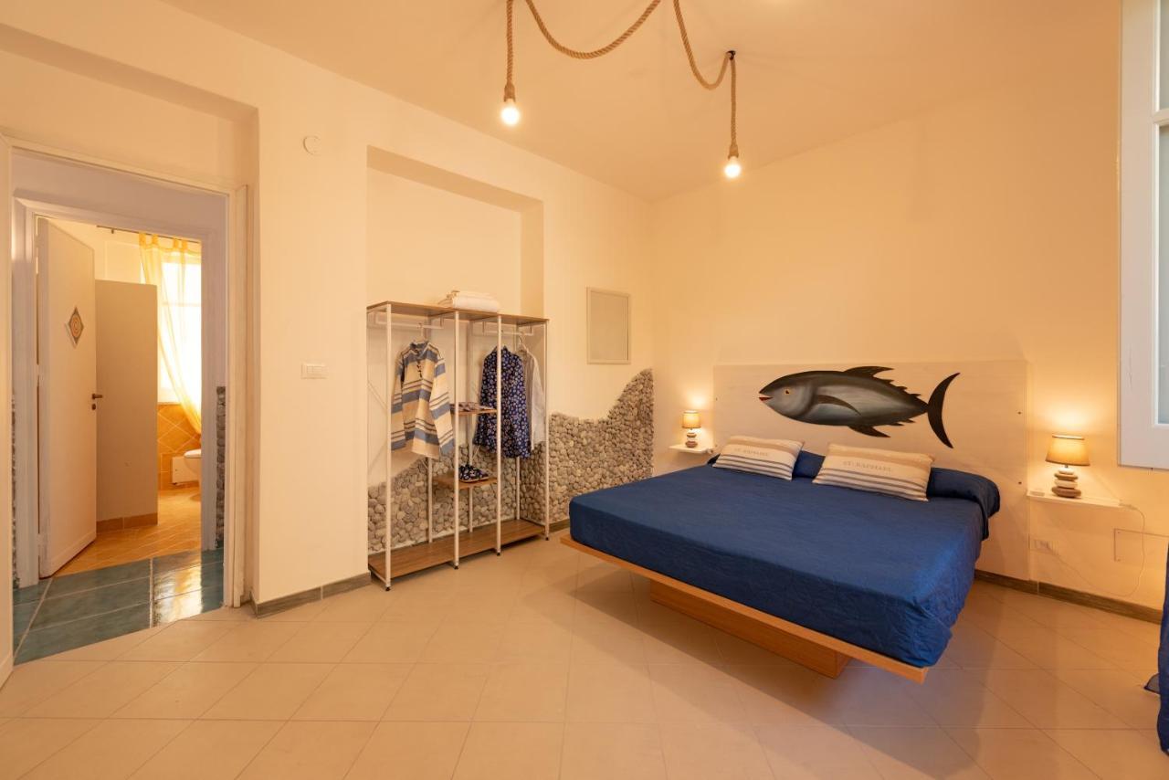 Dimore Di Mare - Beachfront Apartments Santa Flavia Exterior photo
