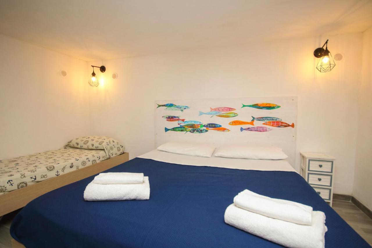 Dimore Di Mare - Beachfront Apartments Santa Flavia Exterior photo