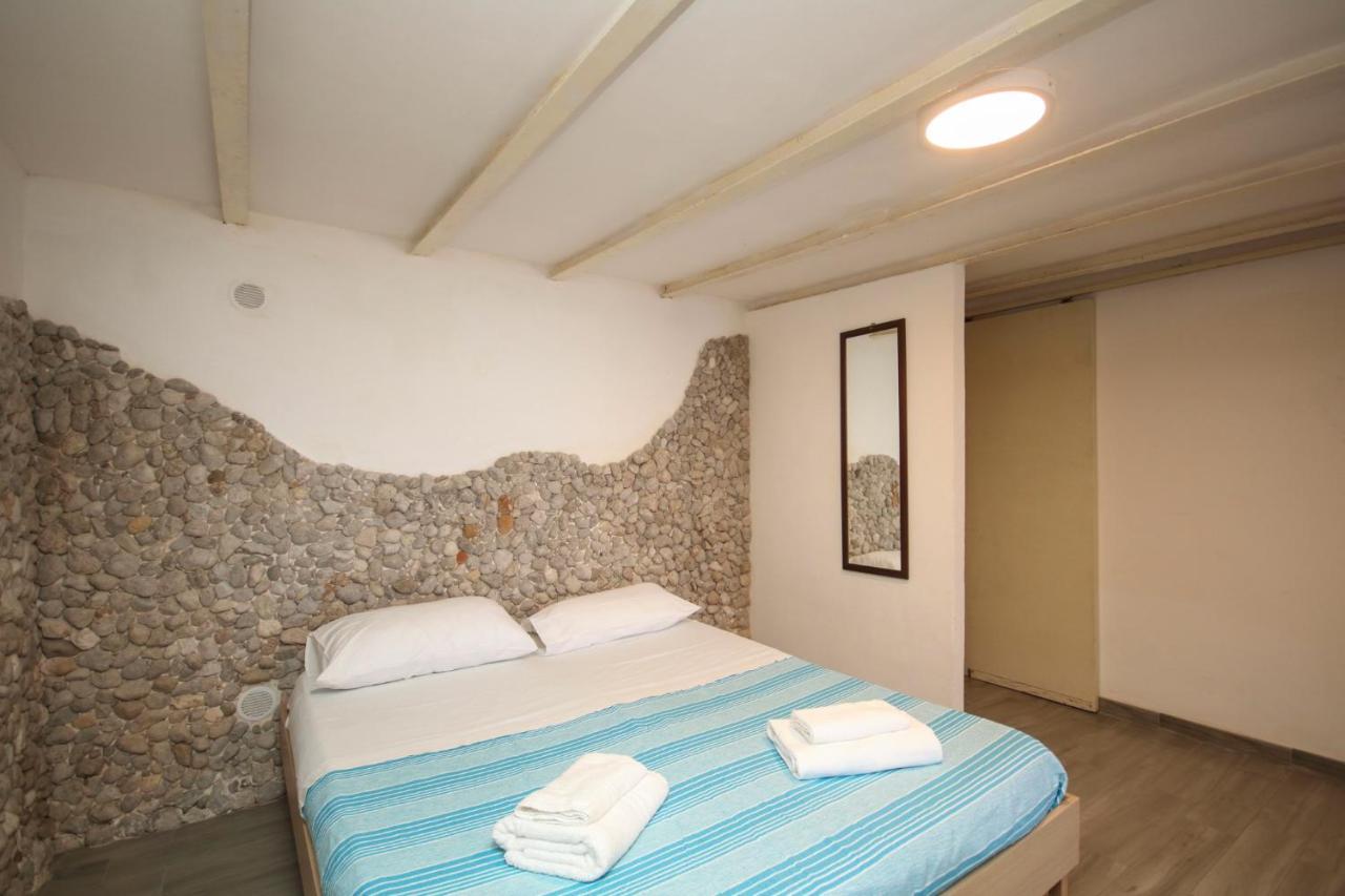 Dimore Di Mare - Beachfront Apartments Santa Flavia Exterior photo