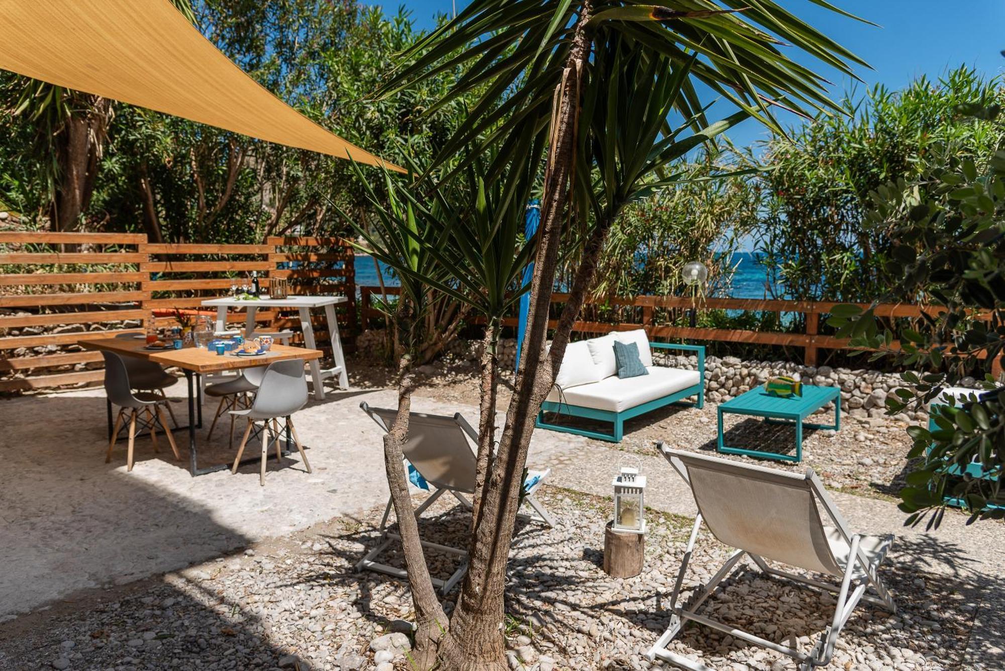 Dimore Di Mare - Beachfront Apartments Santa Flavia Exterior photo