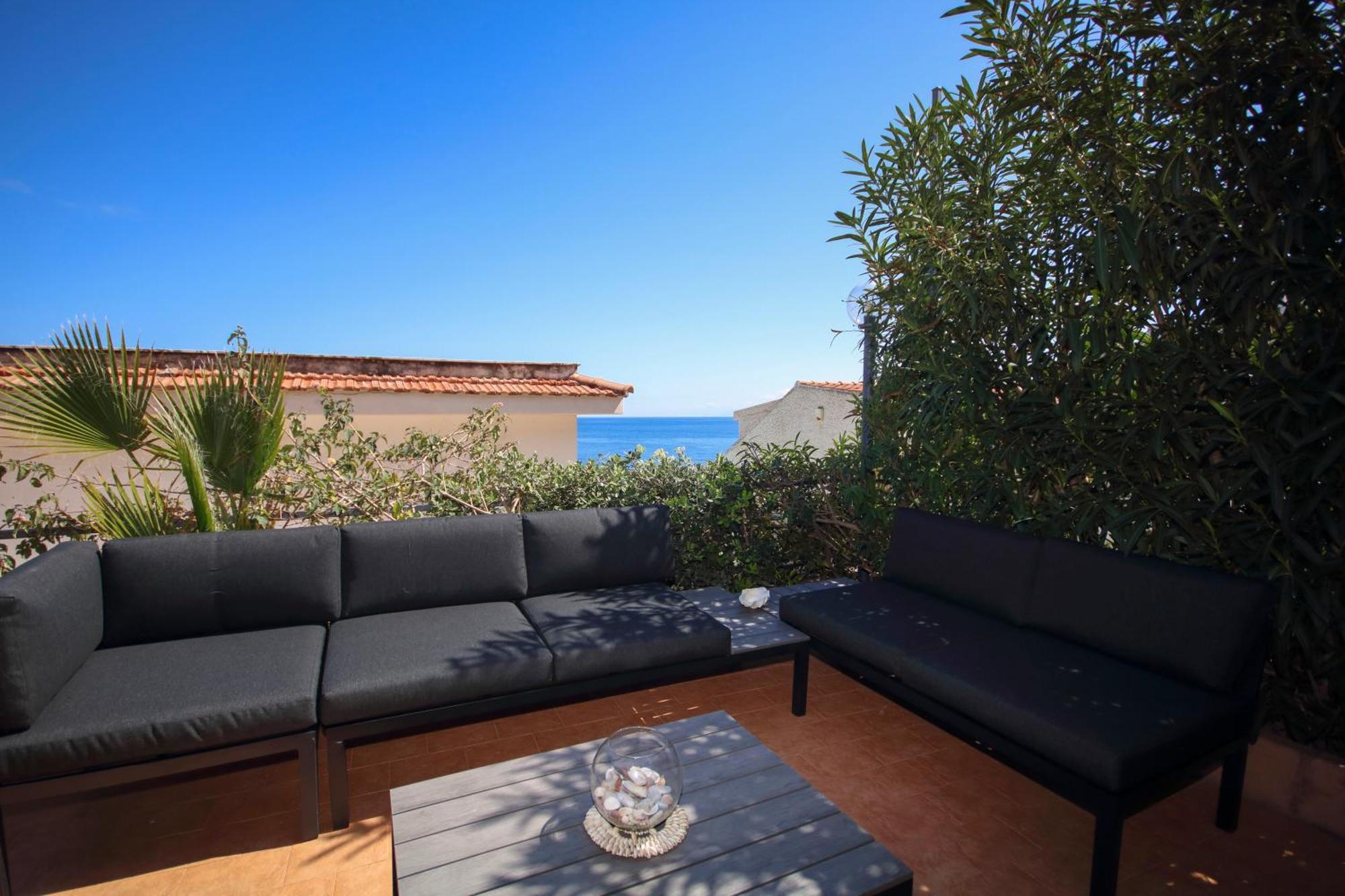Dimore Di Mare - Beachfront Apartments Santa Flavia Exterior photo